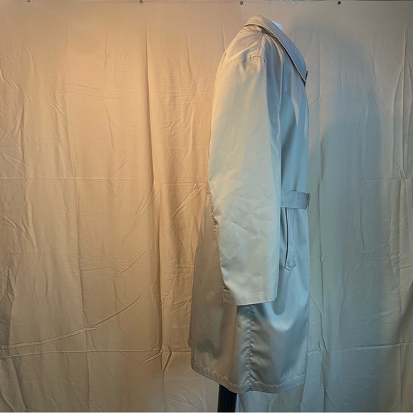 Stafford Performance Beige Trench Coat With Removable Thermal Lining - Picture 2 of 12